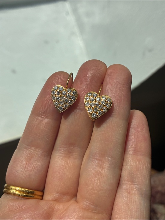 Jewelry - 14k gold diamond heard pave earrings